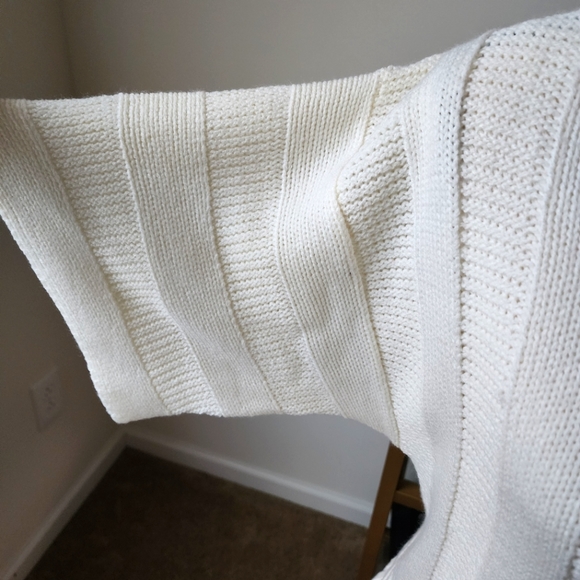 US Sweaters Pullover knit sweater | vanilla cream| M - Picture 2 of 4